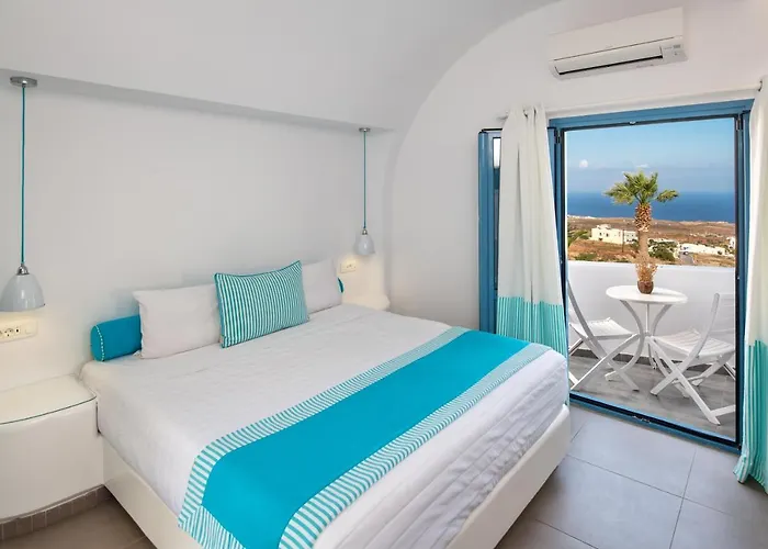 Evgenia & By Calm Collection 2* Fira (Santorini)