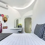 Evgenia & By Calm Collection Fira (Santorini)