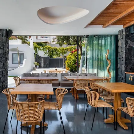 Evgenia & By Calm Collection Hotel