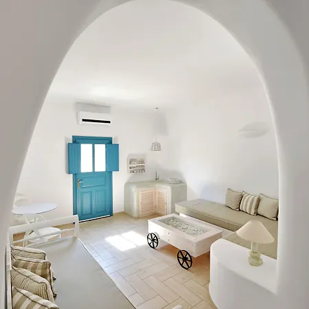 Hotel Evgenia & By Calm Collection 2*
