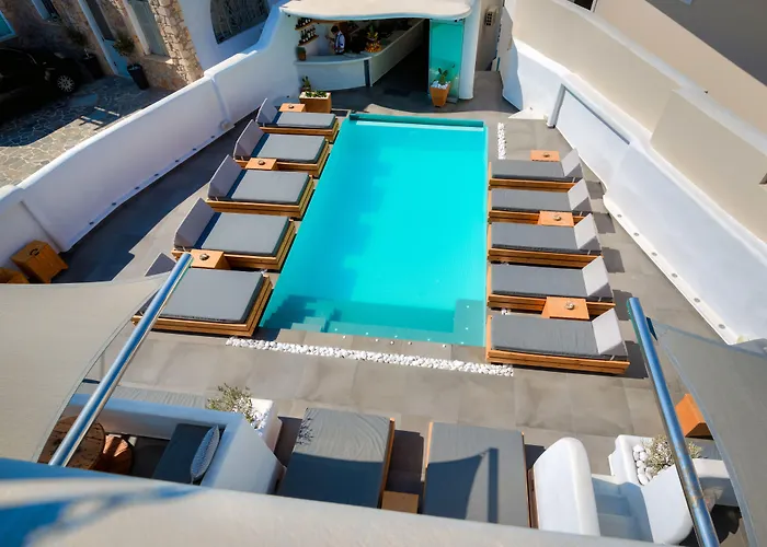 Evgenia & By Calm Collection 酒店 2*