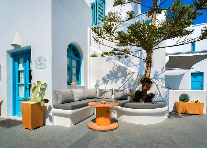 Evgenia & By Calm Collection 酒店 2*