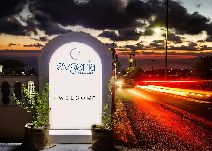 Evgenia & By Calm Collection 2* Fira (Santorini)