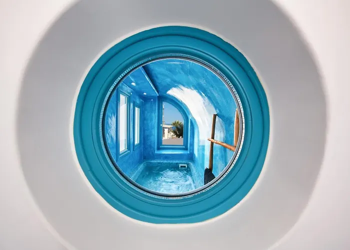 Evgenia & By Calm Collection 酒店 2*