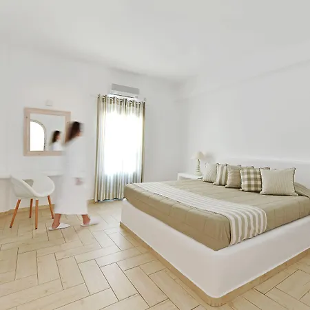 Hotel Evgenia & By Calm Collection